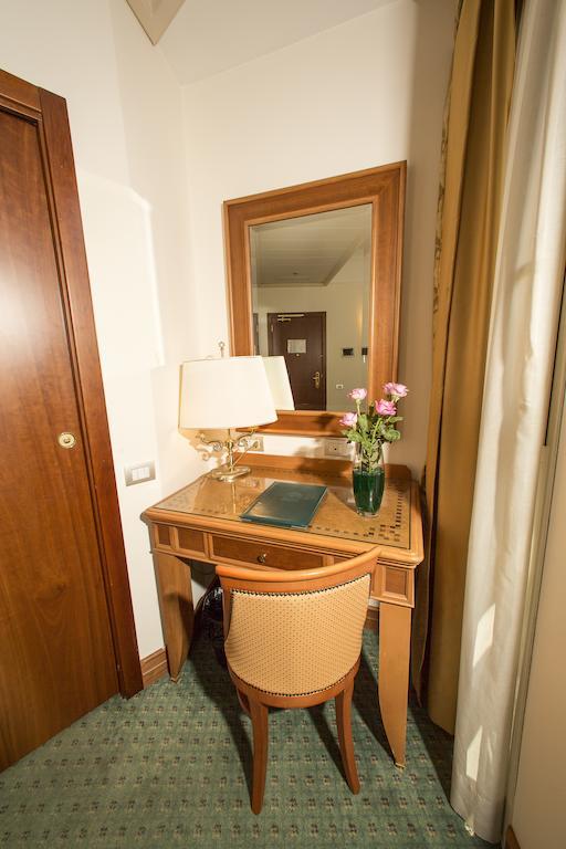Sunrise Hotel Рим Экстерьер фото