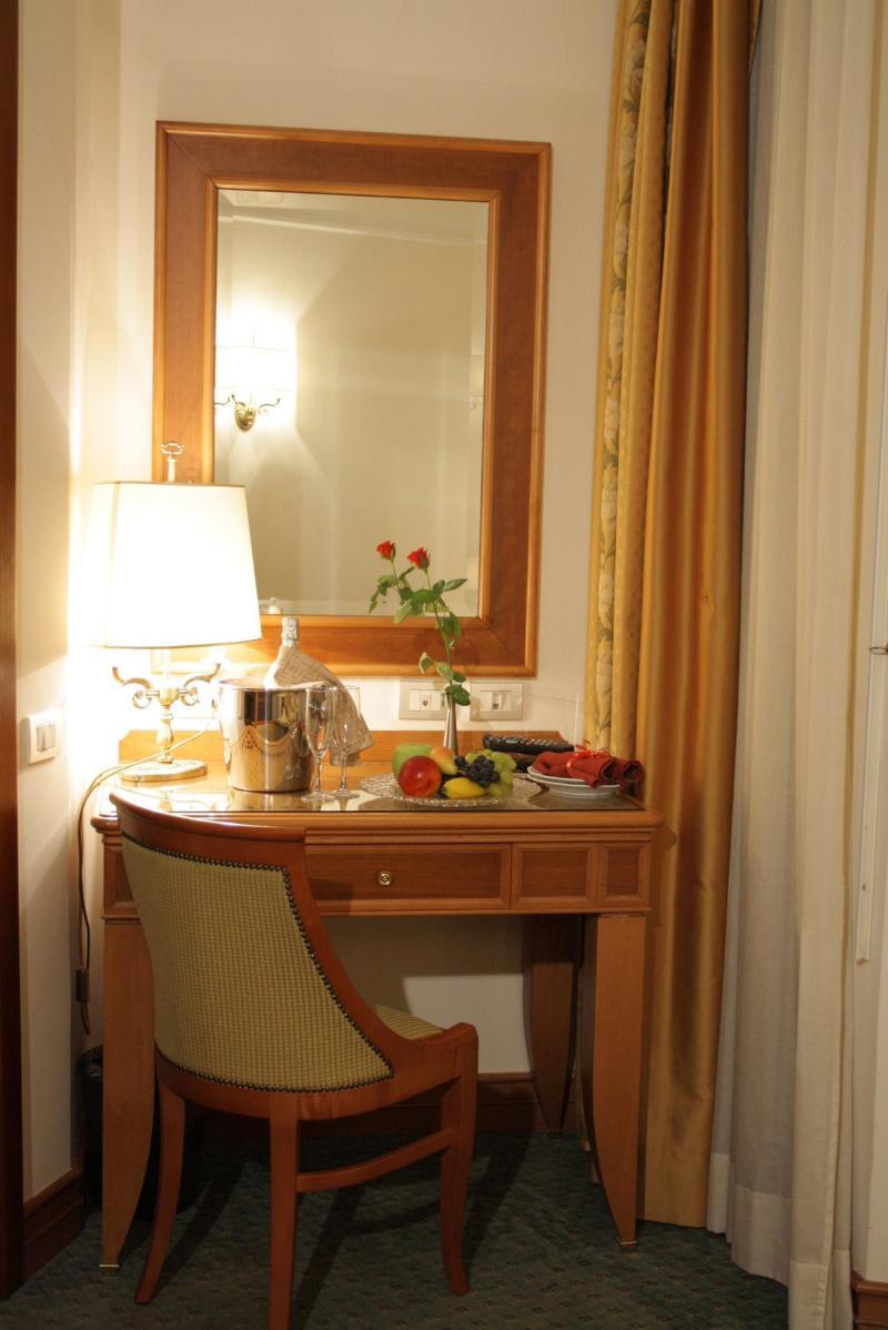 Sunrise Hotel Рим Экстерьер фото